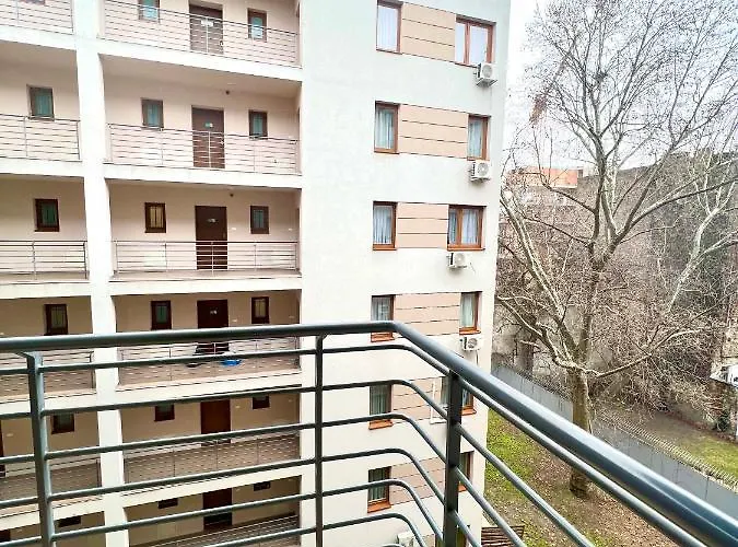 Prince Apartments Lägenhetshotell Budapest