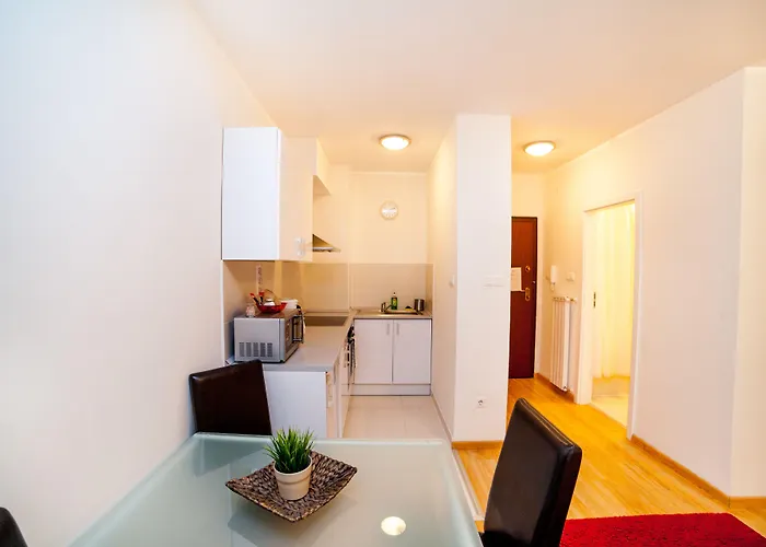 Prince Apartments Lägenhetshotell Budapest