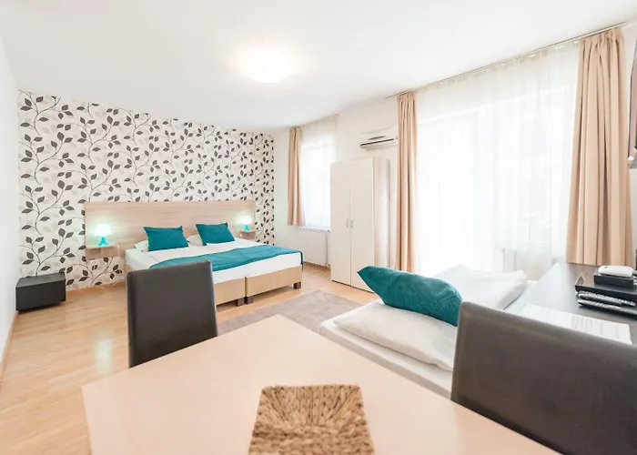 Prince Apartments 3*