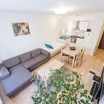 Prince Apartments Appart hôtel 3*