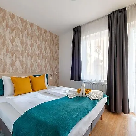 Prince Apartments Aparthotel 3*