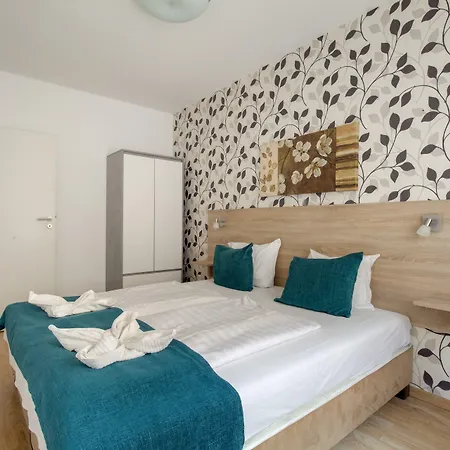 Apartahotel Prince Apartamentos 3*