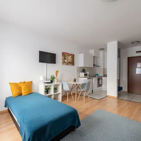 Prince Apartments 3*