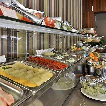 Apartmanhotel Prince Apartments 3*