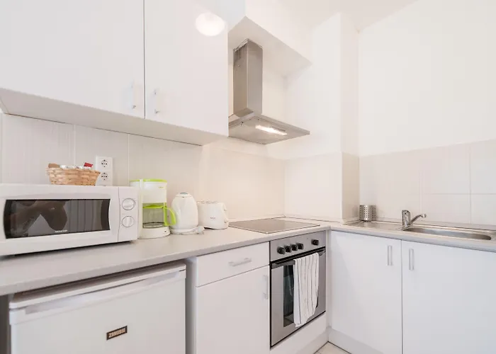 Prince Apartments 3*