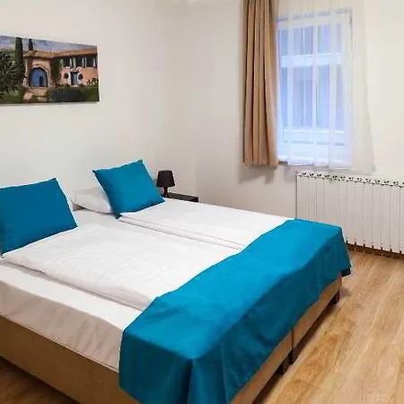 Aparthotel Prince Apartments 3*