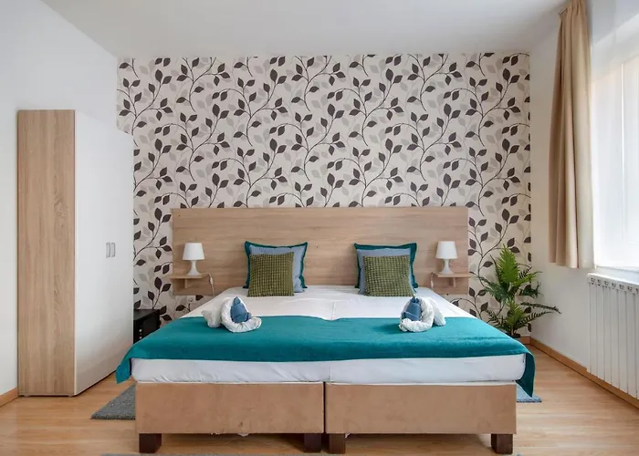 Prince Apartments Aparthotel 3*